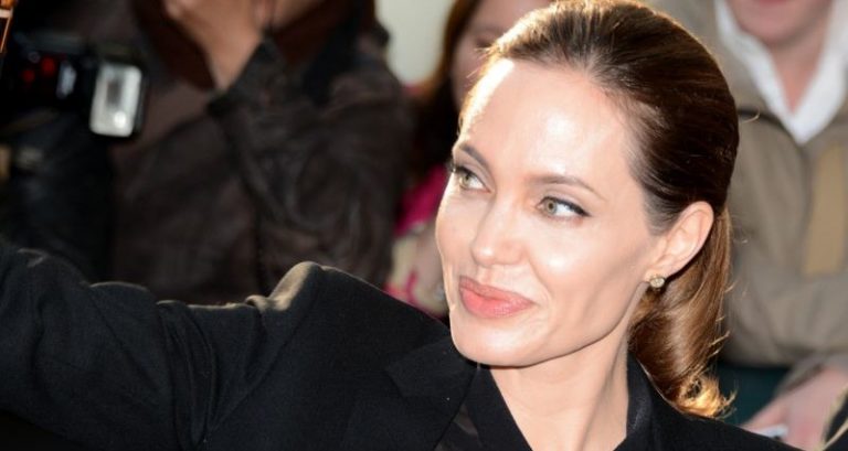 Angelina Jolie nieuwe gezicht van Guerlain