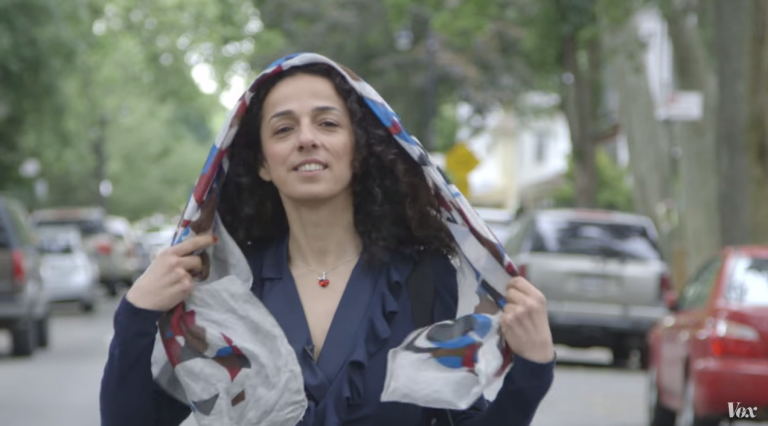 Strafbare en moedige vrouwen in Iran