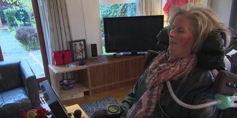 Verlamde Nederlandse ALS-patiënte kan communiceren dankzij hersenimplantaat