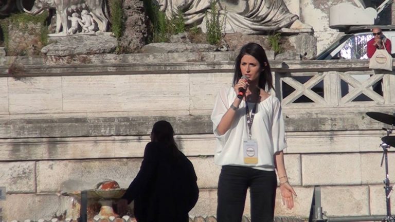 Virginia Raggi eerste vrouwelijke burgemeester Rome