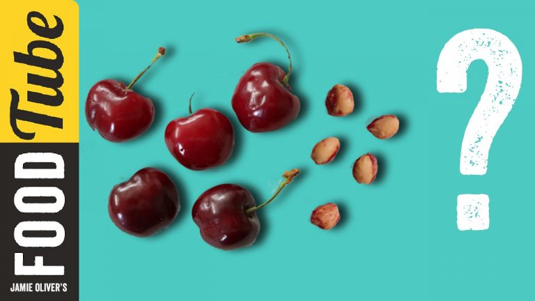 Drie keer kersen ontpitten