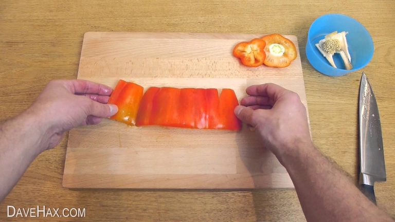 How to Cut a Pepper