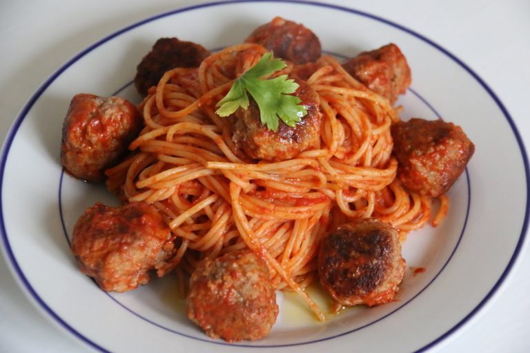 In een minuut spaghetti met gehaktballen!