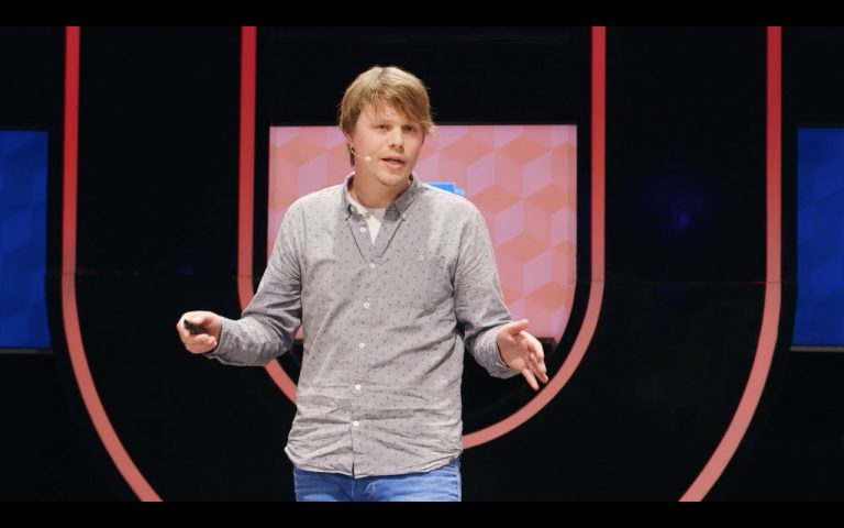 Waarom gedragen verliefde mensen zich zo raar?